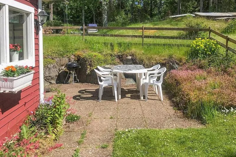 Nice home in Gränna with house a panoramic view