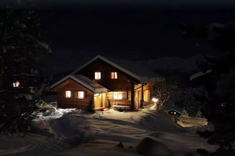Comfortable chalet at 1900m directly on the 4 Vallees piste