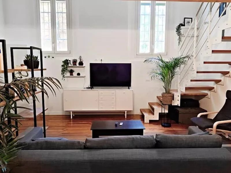 Cozy Loft in a Historic Central Building