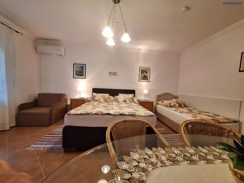 Ozon Apartment