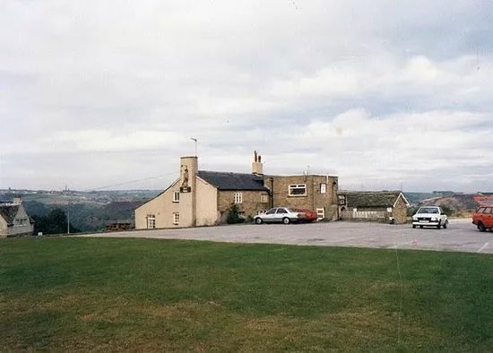 Sportsman Inn and Leisure