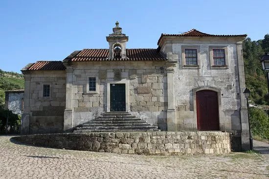 Capela de Sao Pedro de Balsemao