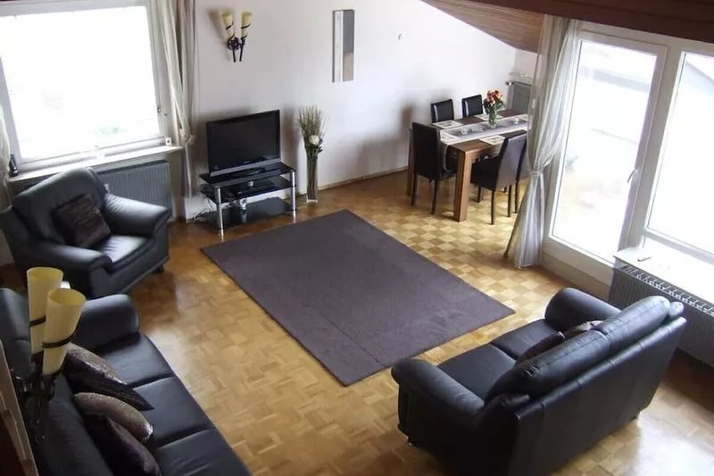 Luxurious Black Forest Holiday Apartment with balcony 5 minutes walk from spa