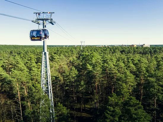 Lynu Lelias Cable Car