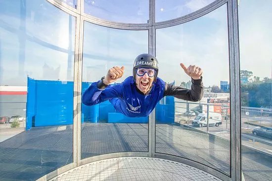DreamFly Indoor Skydiving Porto