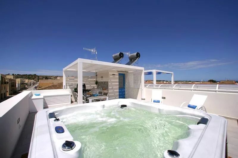 MEDEA | Jacuzzi Terrace | Luxury Apartment