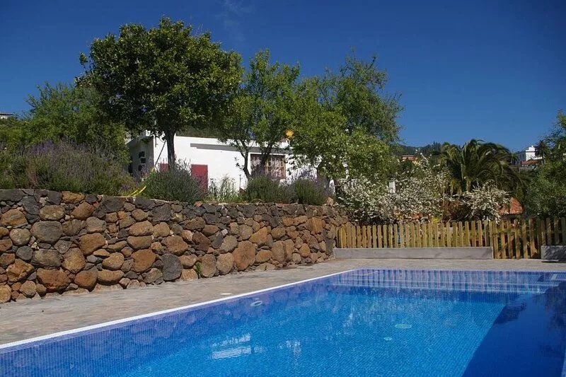 Comfortable traditional Canary house with sea views and private Swimming Pool