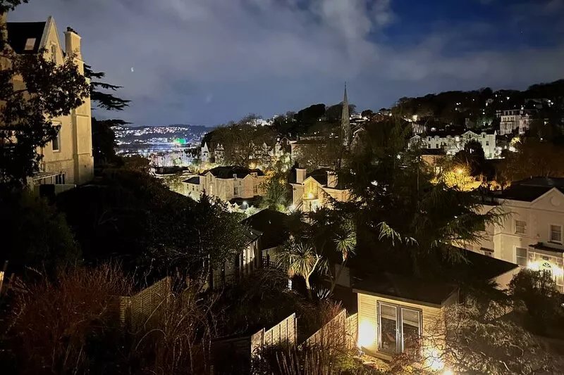 Ideally located to explore the best of Torquay