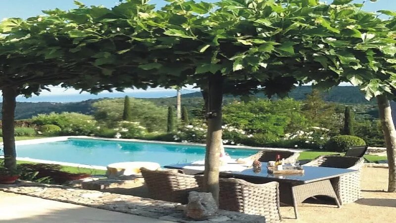 Wonderful Luxurious 5 Star Villa with stunning Sea View , air conditioning.