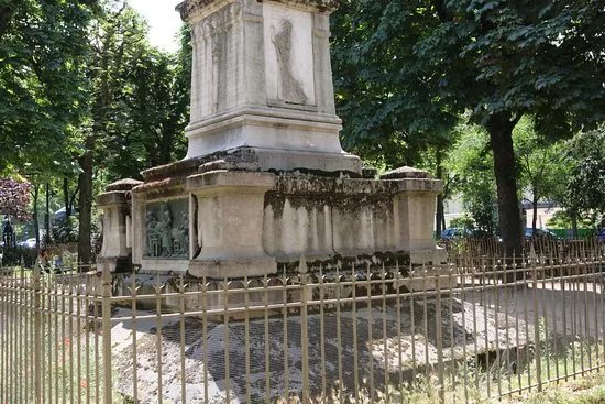 Square Jacques Antoine