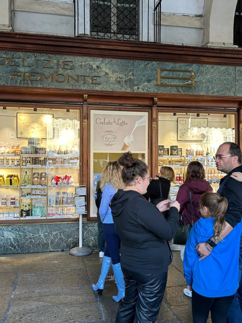 Biraghi - Negozio Piazza San Carlo