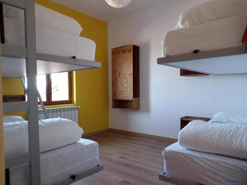 Albergue Fresno de Cantespino - La Tormenta