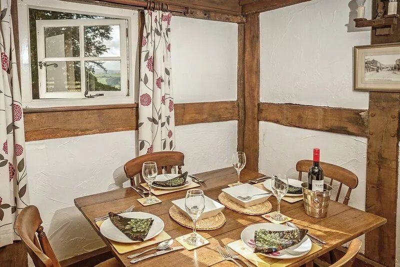 2 bedroom accommodation in Trefeglwys, near Caersws
