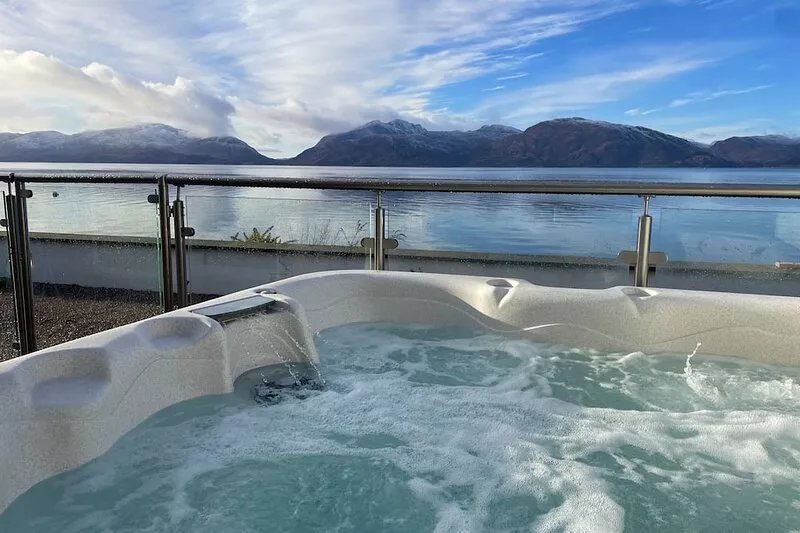 Beach House 3 with Hot Tub - sleeps 9 guests  in 4 bedrooms