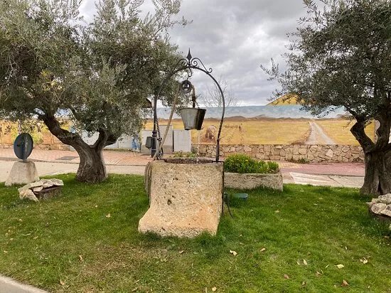 Fuente Del Pozo