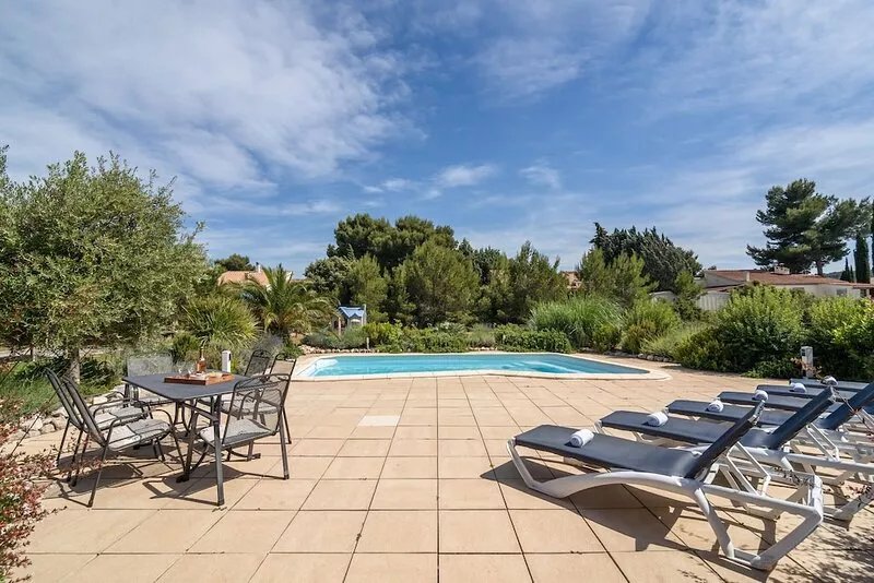 Spacious villa in Pouzols-Minervois with pool