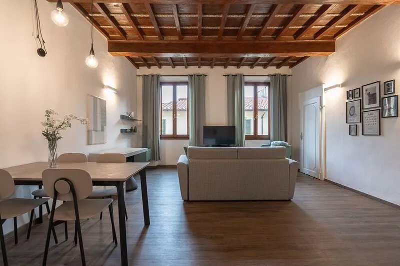 Elegant Green Apartment In Via San Gallo