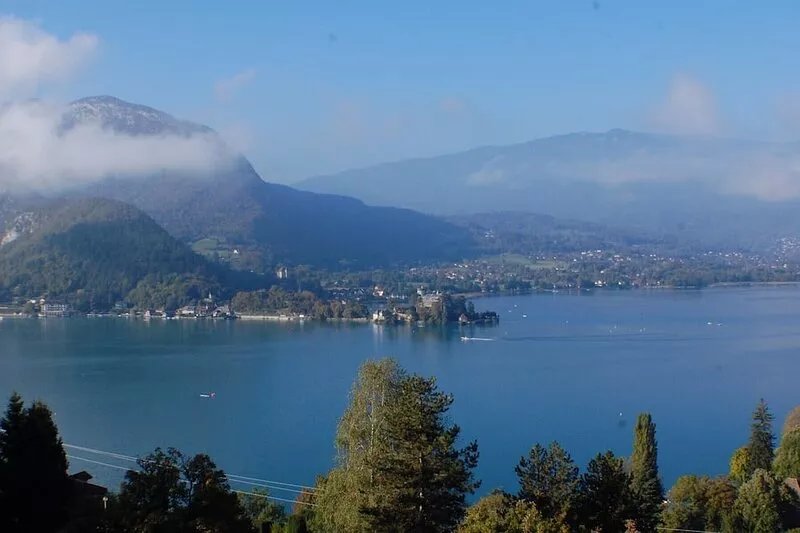 TALLOIRES -SUPERBE vue lac et Immense Terrasse - Apartment for 5 people in Tall