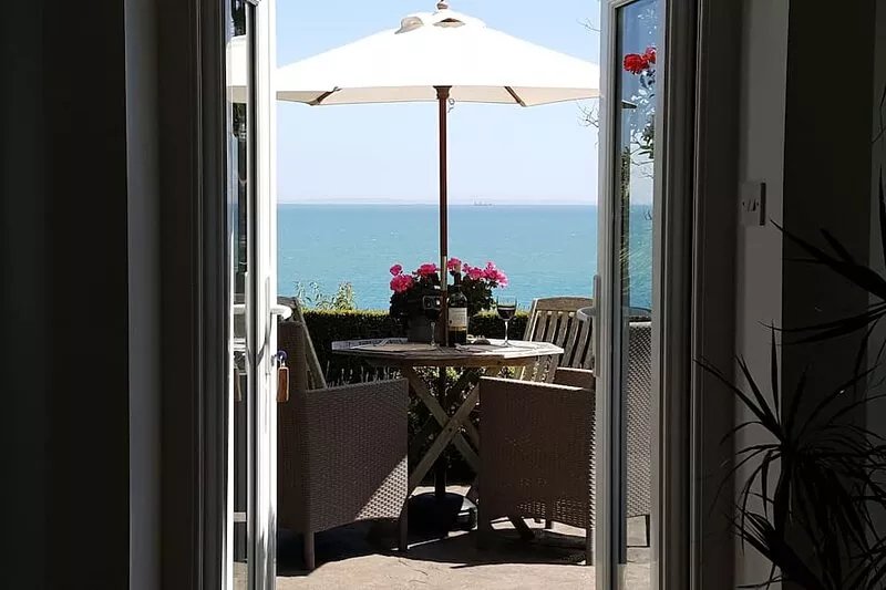 Luxury Self Catering Holiday Accommodation Overlooking St Margaret's Bay