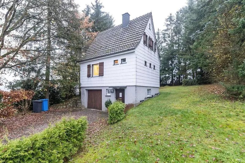 Quaint holiday home in Sauerland in nature