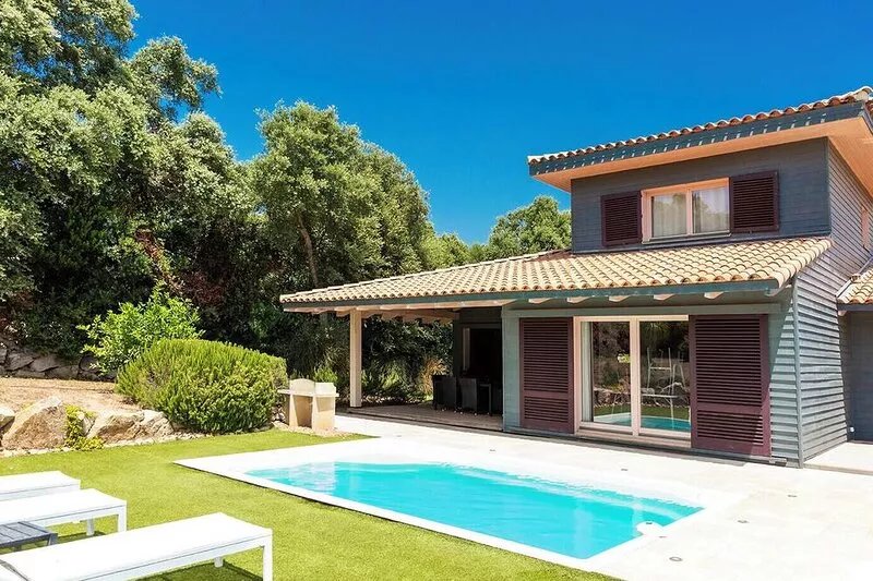 Villa with private pool close to Porto-Vecchio