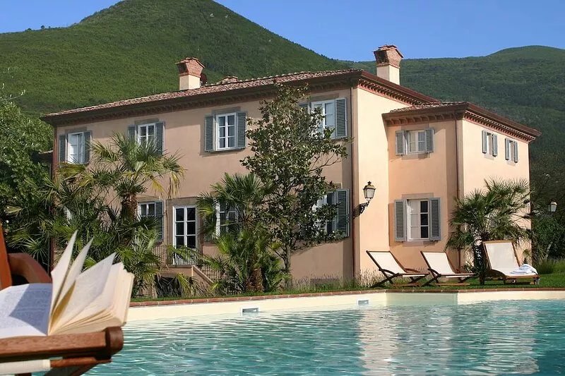 Exclusive private villa for rent in the heart of Tuscany directly from the owner