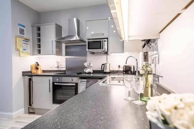 Vectis Holiday Homes, Modern, spacious apartment, great location, free WIFI
