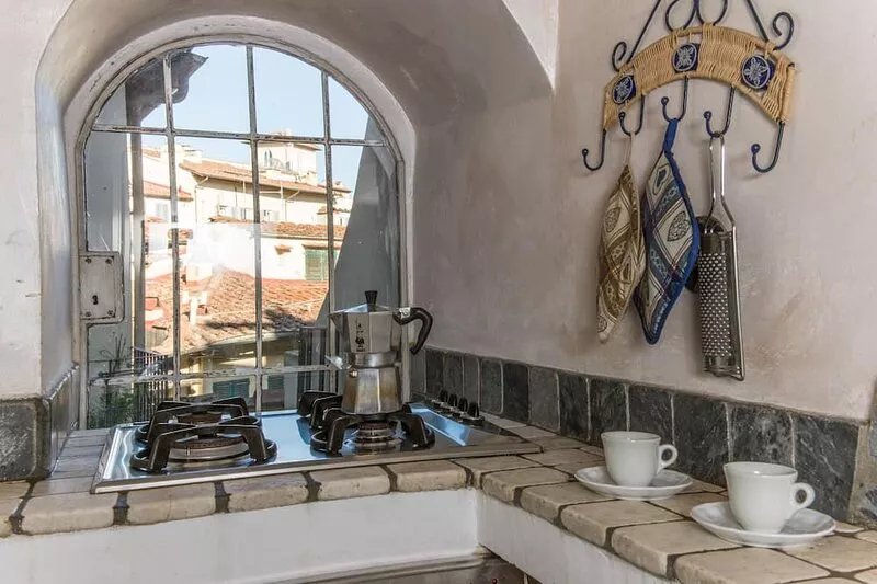 A Fantabulous Dreaming Terrace in FLORENCE Ponte Vecchio