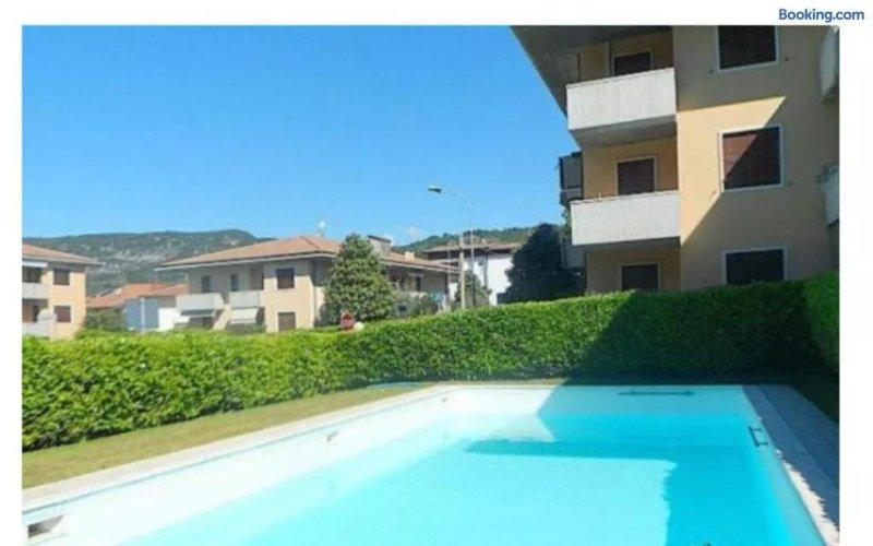 La Perla Apartments