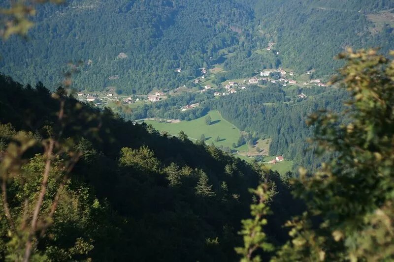 Chalet 16 pers located at the top of the Ballon d'Alasce near the reception