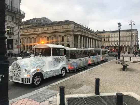 France Voguette Bordeaux En Train Touristique Electrique