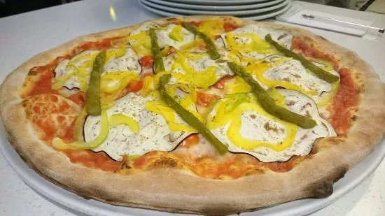 Frozen Bar Pizzeria