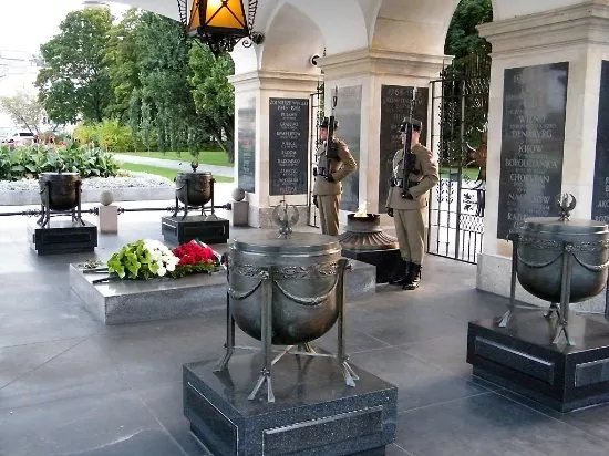 Grob Nieznanego Zolnierza