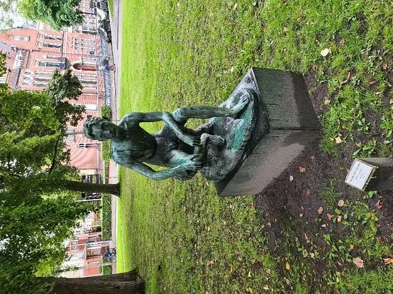 Zittende Jongeling