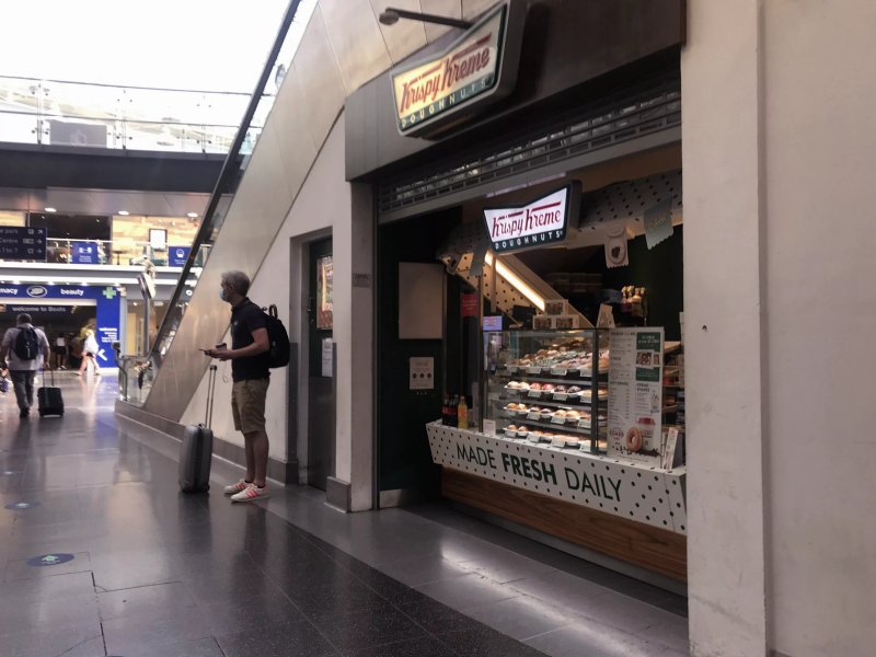 Krispy Kreme Manchester Piccadilly Station