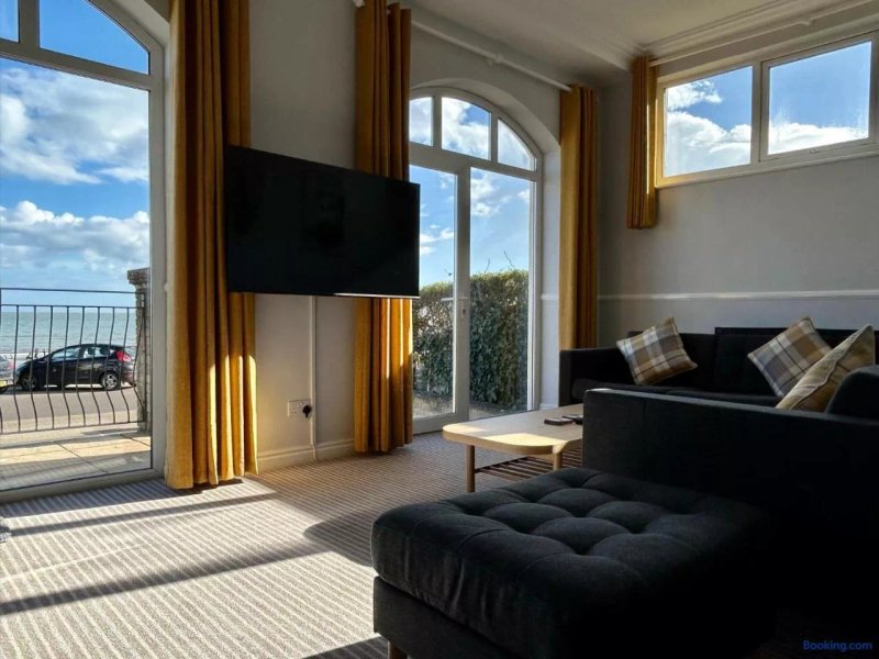 Clifton Seafront Apartments