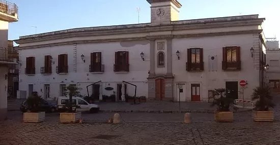Biblioteca Comunale Ugo Granafei