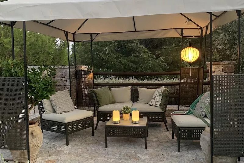 Stylish luxury, beautiful large pool, great location