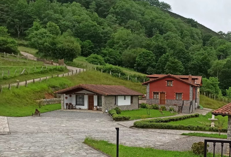 Les Xanes Apartamentos Rurales