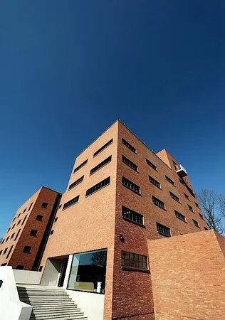 Art Center Hugo Voeten