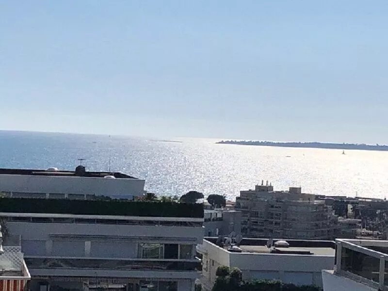 250 m2 private terrace - top floor - view