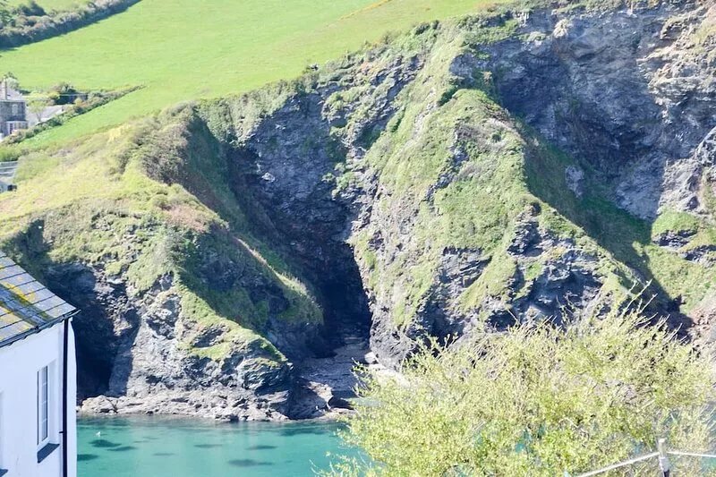 Cliff and sea views from this family cottage, only 200 yards from the harbour.