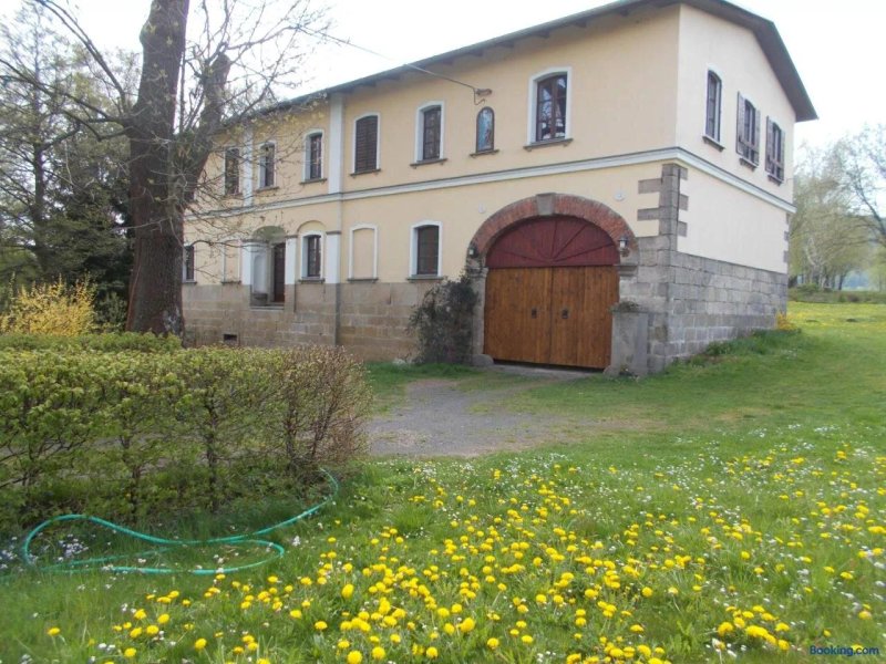 U Dvou lipek pod Broumovskymi stenami