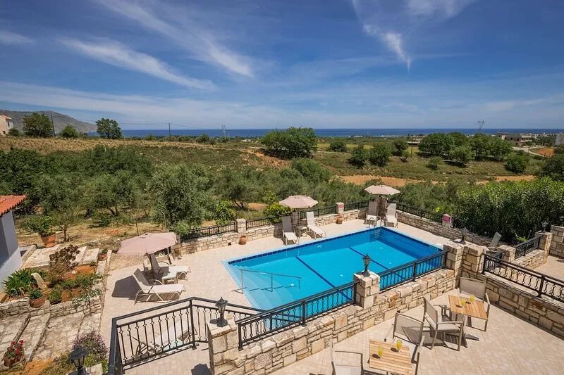 Villa MariaLuna beautiful villa pool sea view near the beach of Giorgioupolis