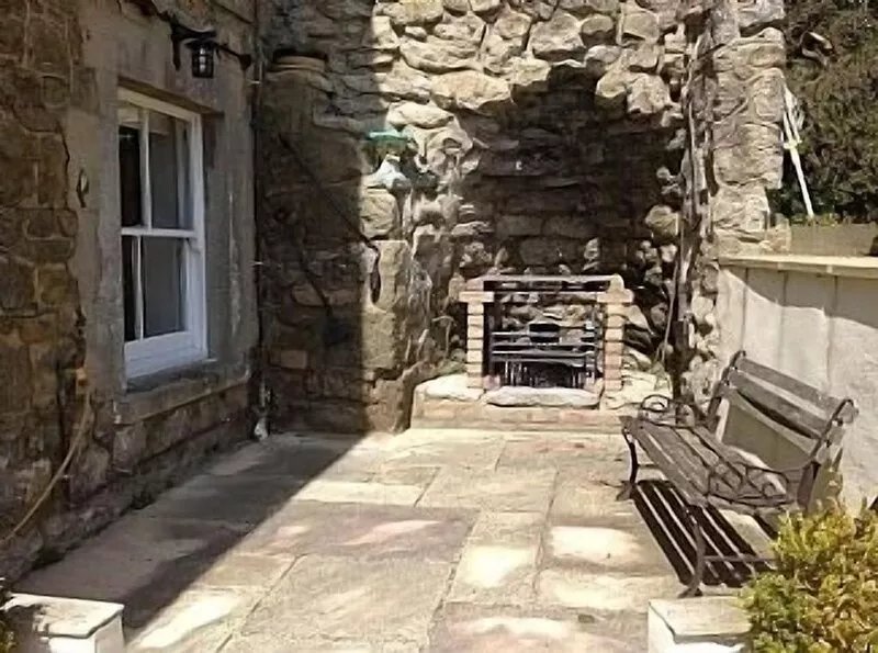 Lovely Cottage With Excellent Sea Views, Minutes From Beaches & Coastal Path