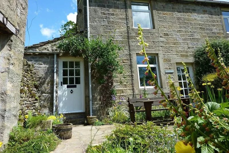 Beautiful Cottage In Hebden, Nr. Grassington, Wharfedale, Yorkshire Dales