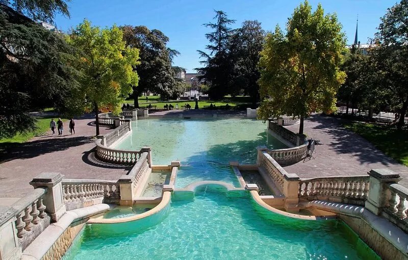 Bel Appartement spacieux lumineux, près du centre