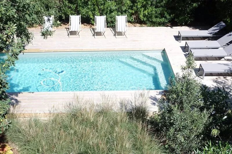 Arcachon architect-designed villa, 210 m2, heated pool in season, walking