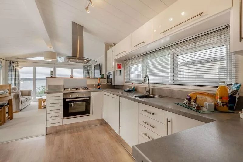 Bay View 2 Bed Lodge with Sea Views Poole Harbour Sleeps 4