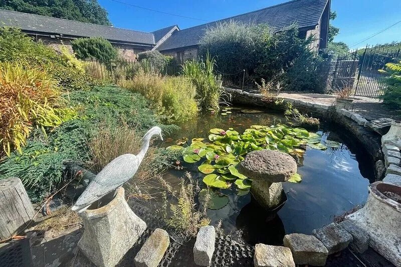 RURAL stone barn with Log Burner, tranquil setting